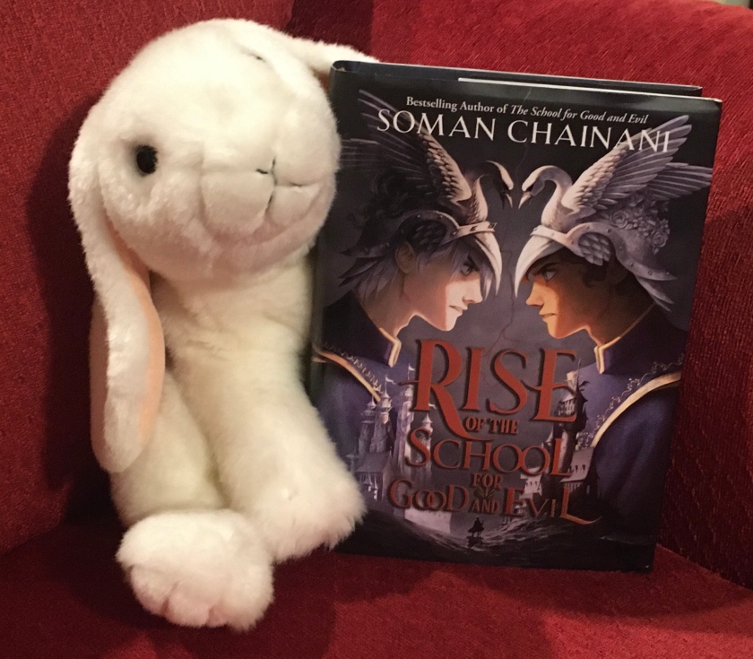 Marshmallow reviews Rise of the School for Good and Evil by Soman Chainani. 