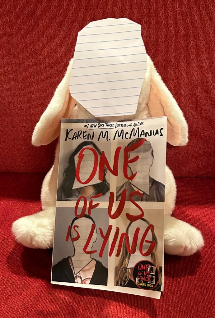 Marshmallow reviews One of Us is Lying by Karen McManus.